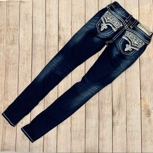 ROCK REVIVAL BETTY MID-RISE SKINNY